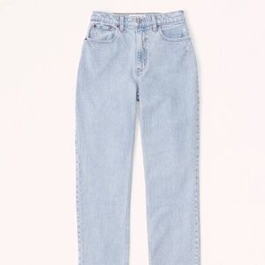Curve Love Ultra High Rise 90s Straight Jean (Light Wash)
